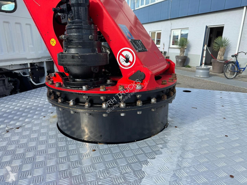 Furgoneta Nissan PALFINGER HOOGWERKER 20 METER...