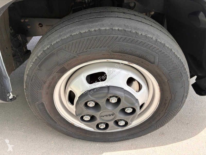 Furgoneta Iveco  35C16 20m3