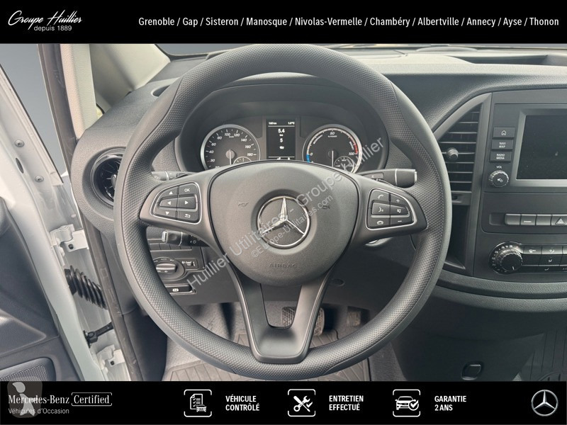 Véhicule utilitaire Mercedes e 112 Fourgon Long