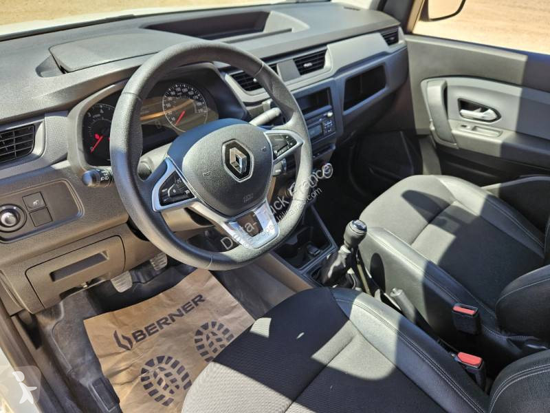 عربة نفعية Renault
