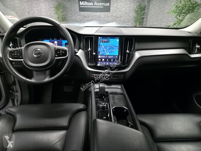 Samochód dostawczy Volvo XC60 B4 Micro-Hybride...