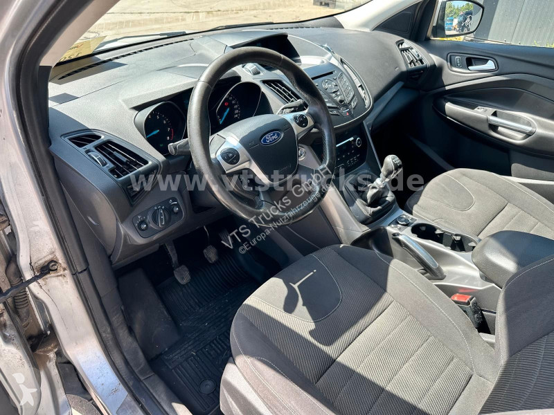 عربة نفعية Ford Sync Edition