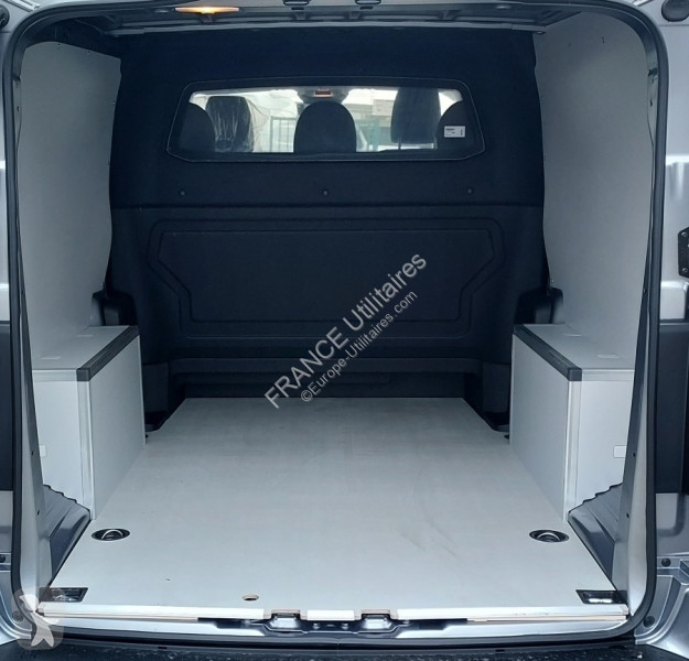 Véhicule utilitaire Citroën JUMPY FG 5 PLACES...