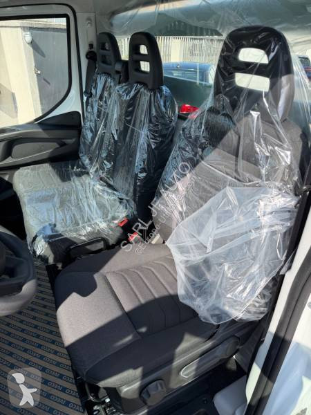 Samochód dostawczy Iveco