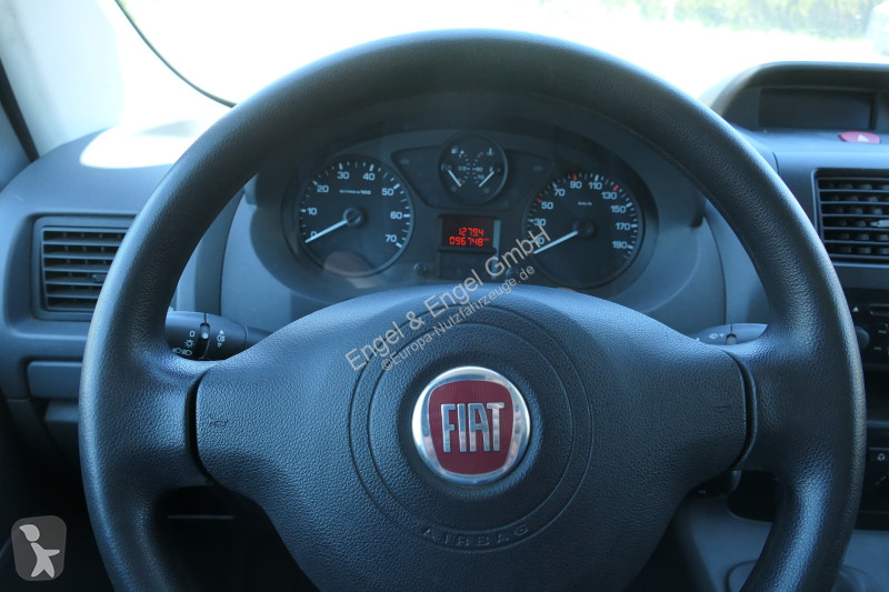 Furgoneta Fiat Scudo 2,0 JTD Klima 3-Sitzer...