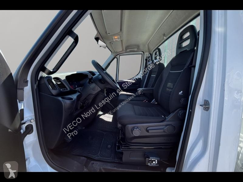 Véhicule utilitaire Iveco CCb 35C16H3.0...