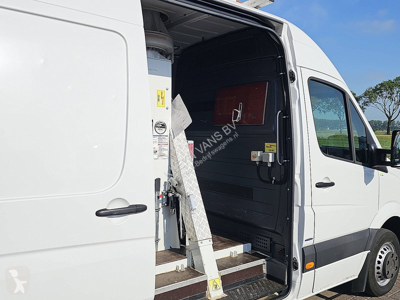 Samochód dostawczy Mercedes 516 Hoogwerker EURO6
