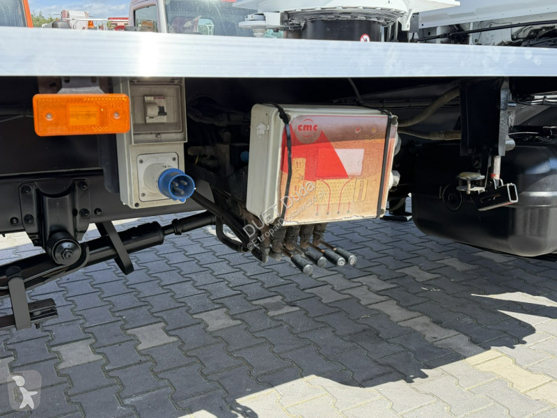 Nissan  Transporter