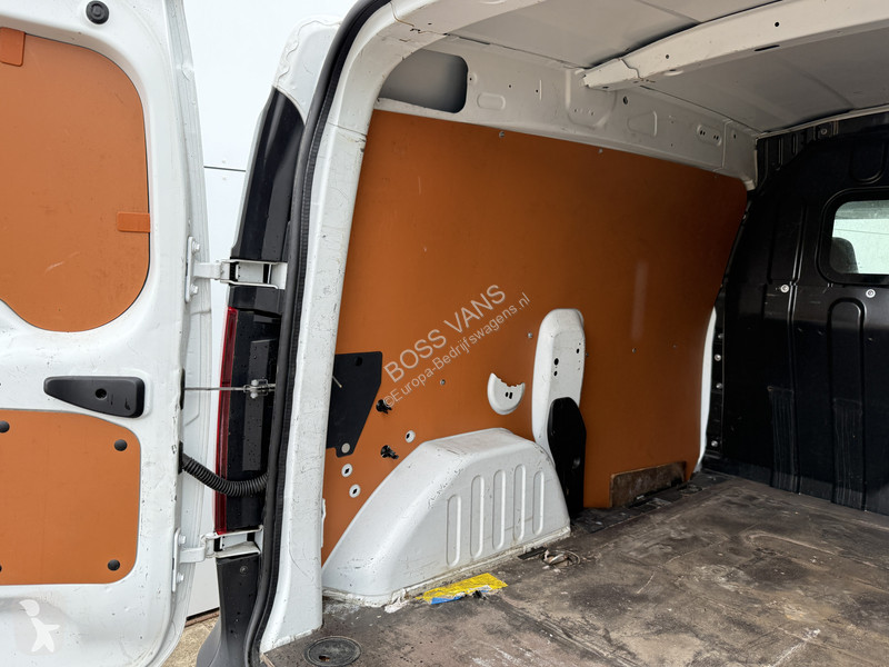 Véhicule utilitaire Renault 1.5 dCi 75pk L1...