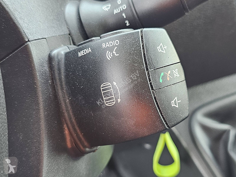 Véhicule utilitaire Renault 2.3 L2H2 Navi Euro6...