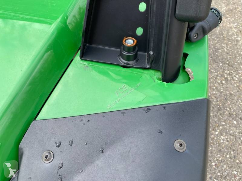 Samochód dostawczy John Deere