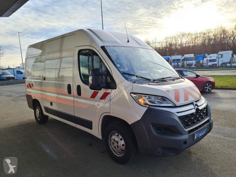 Furgoneta Citroën JUMPER FG 35 L2H2 2.0 BLUEHDI...