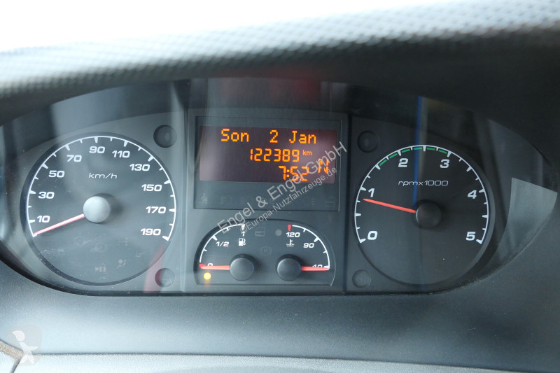 Furgoneta Iveco Daily 35 S11 C30C AUTOMATIK...