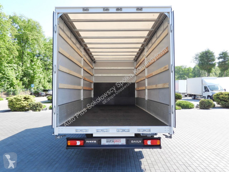 Veicolo commerciale Iveco 50C18 DAILY
