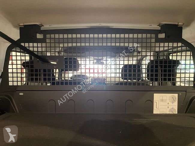 عربة نفعية Peugeot