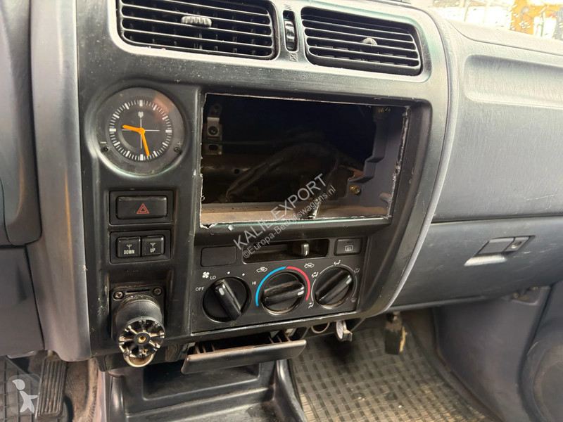 Furgoneta Toyota Prado - Diesel Engine 4x4 - 5...
