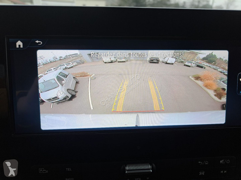 Véhicule utilitaire Mercedes 317 CDI 43 3.5T...