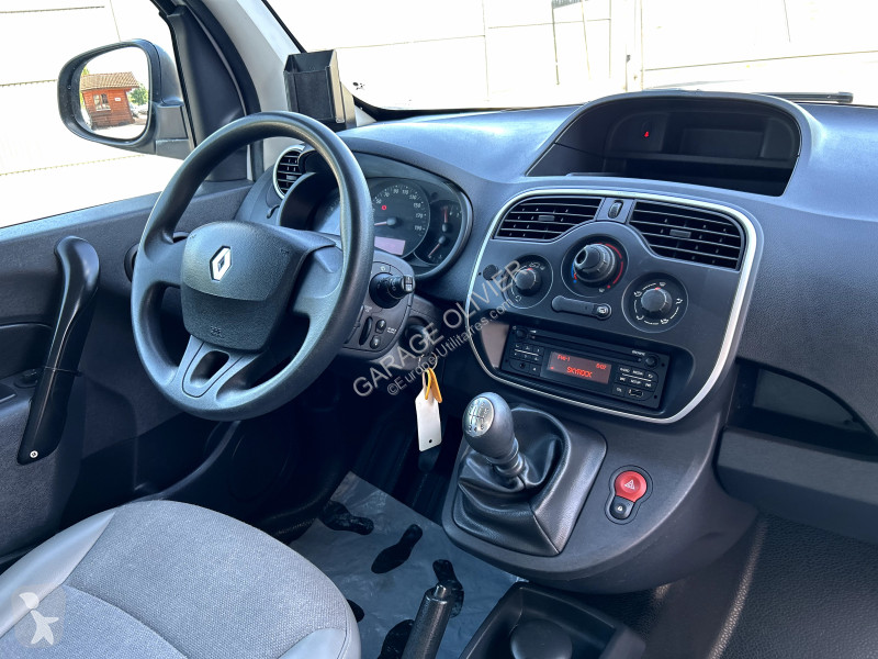 Véhicule utilitaire Renault Maxi Grand Volume...