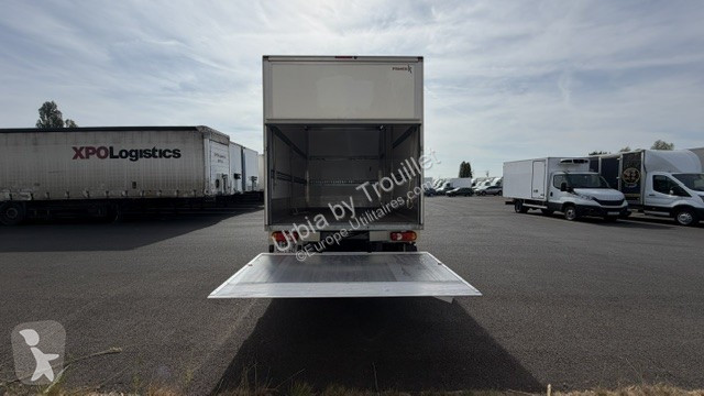 Renault 20M3 145 CV FOURGON HAYON 3.5 T van