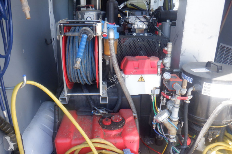 Nyttofordon Renault MASTER NETTOYEUR HAUTE...