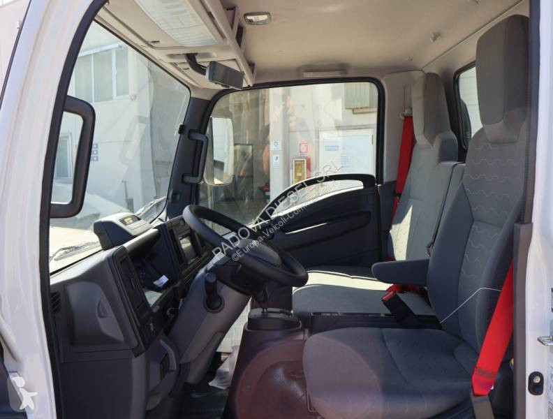 Veicolo commerciale Isuzu