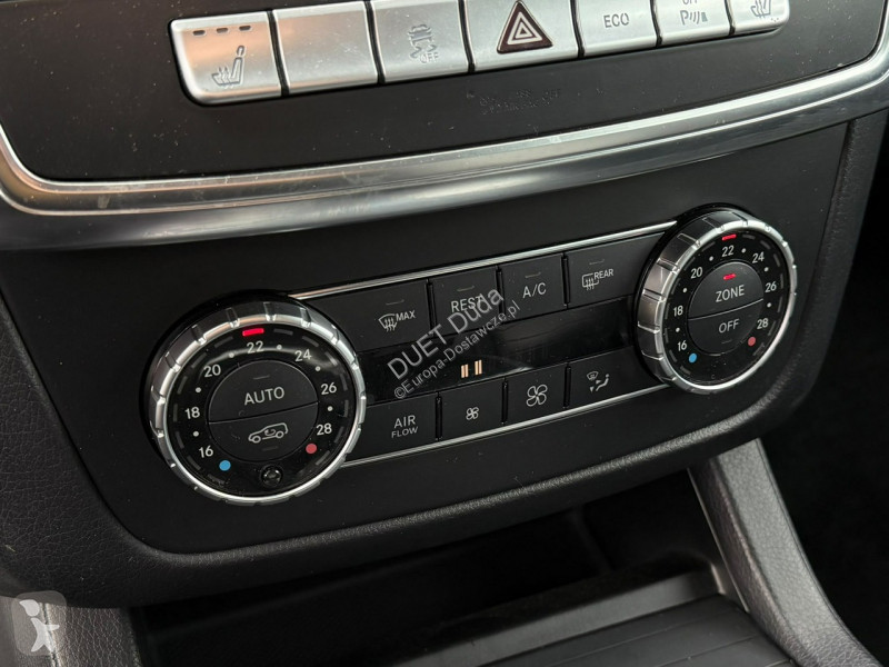 Samochód dostawczy Mercedes ML 350