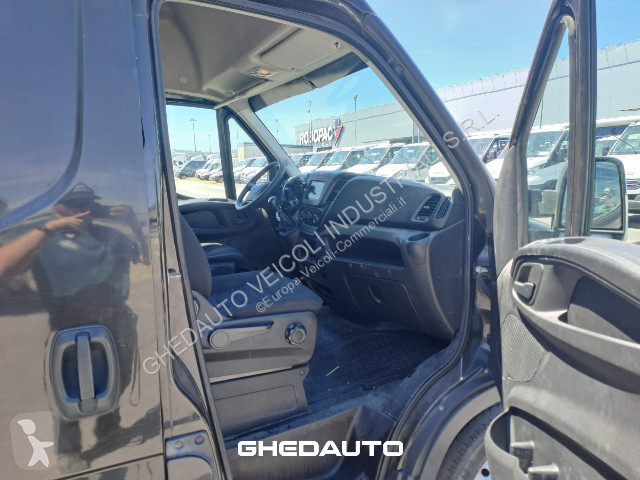 Veicolo commerciale Iveco Daily 35S13 - 35S13V