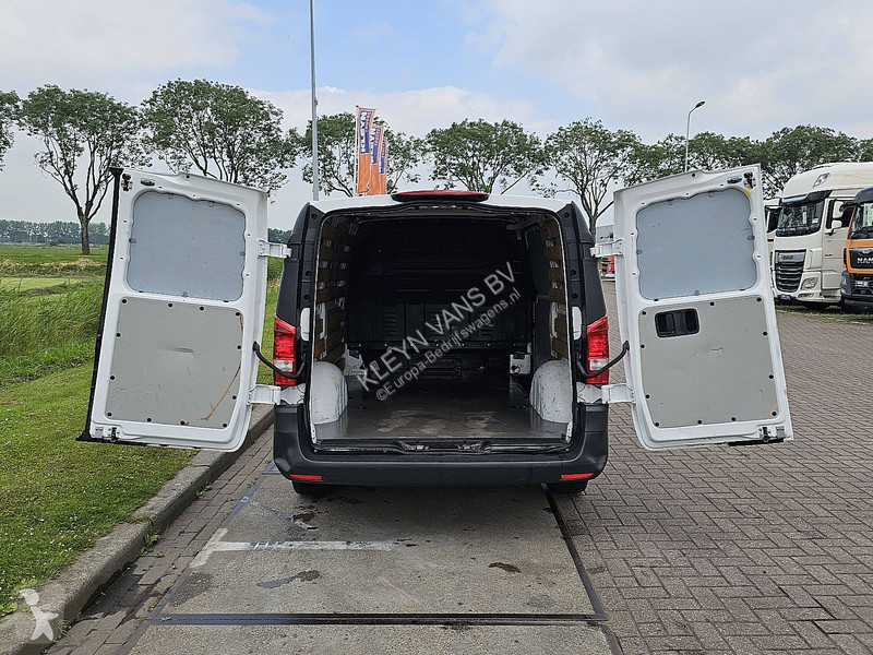 Véhicule utilitaire Mercedes 66Kwh Wltp 292 kms