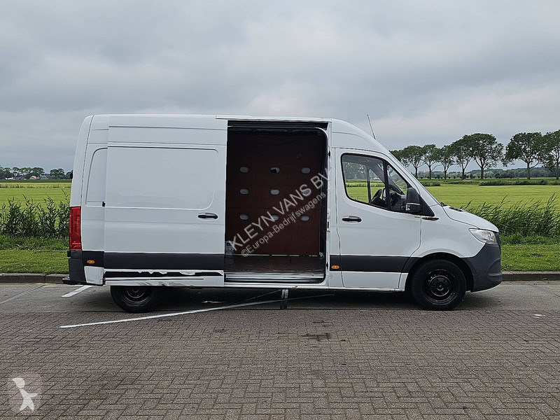 Furgoneta Mercedes 214 CDI AUT. L2H2
