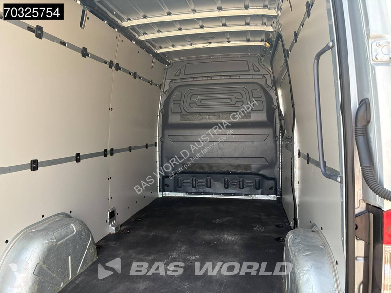 عربة نفعية Mercedes 215 CDI Automatik 150PS...