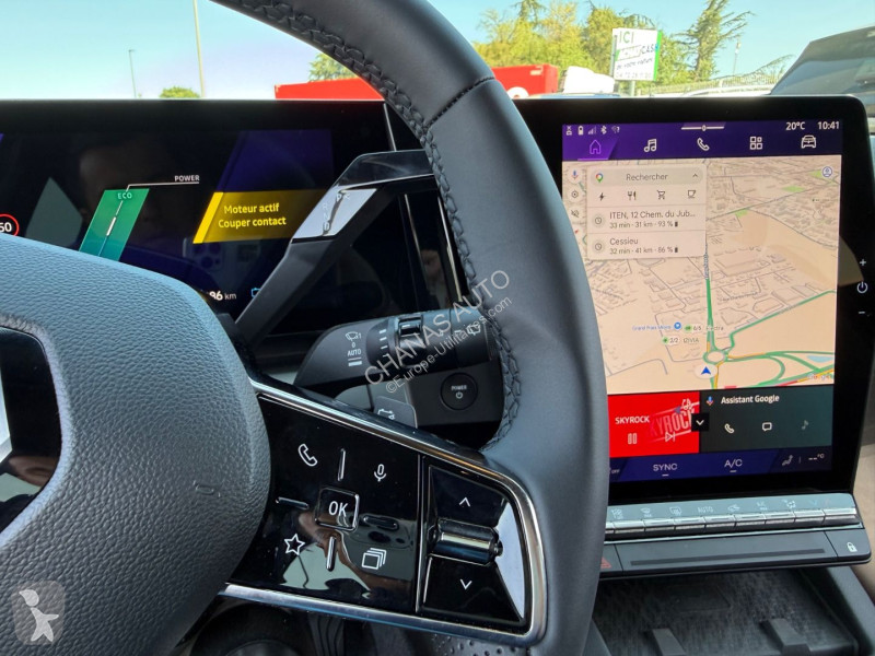 Véhicule utilitaire Renault E-tech 220 ch Techno
