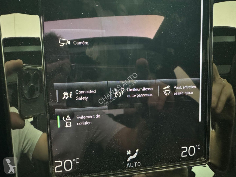 Samochód dostawczy Volvo T5 Recharge 180+82...