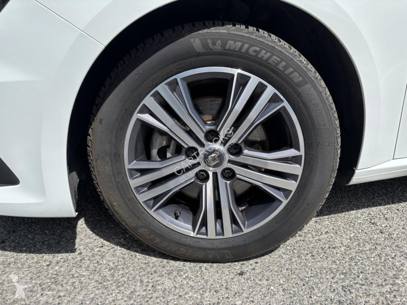 Samochód dostawczy Renault MEGANE Mégane...
