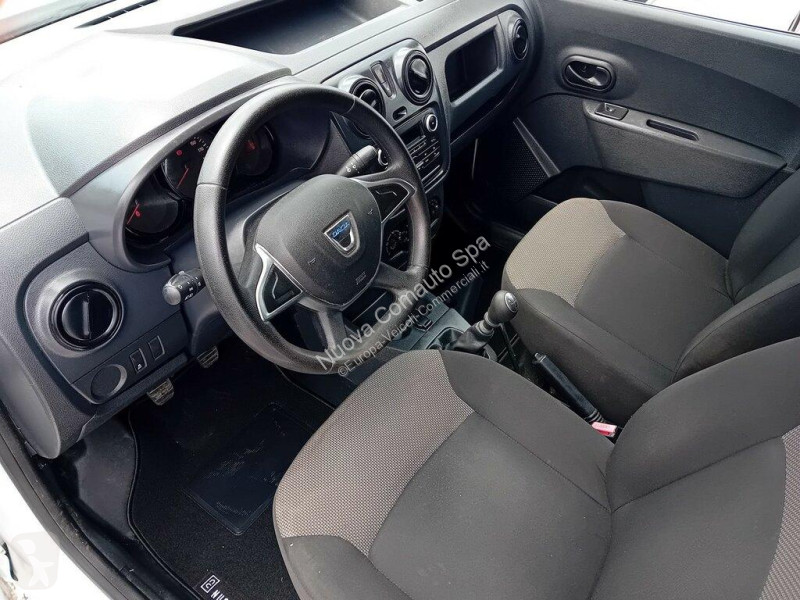 Veicolo commerciale Dacia