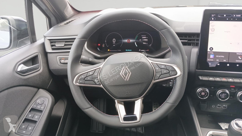 Véhicule utilitaire Renault CLIO V