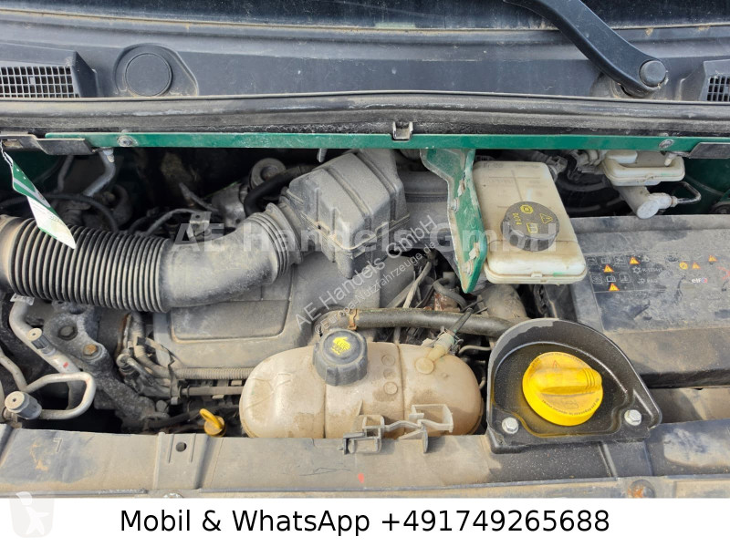 عربة نفعية Renault Combi 9 Sitzer...