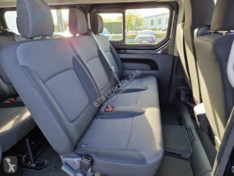 Véhicule utilitaire Renault TRAFIC