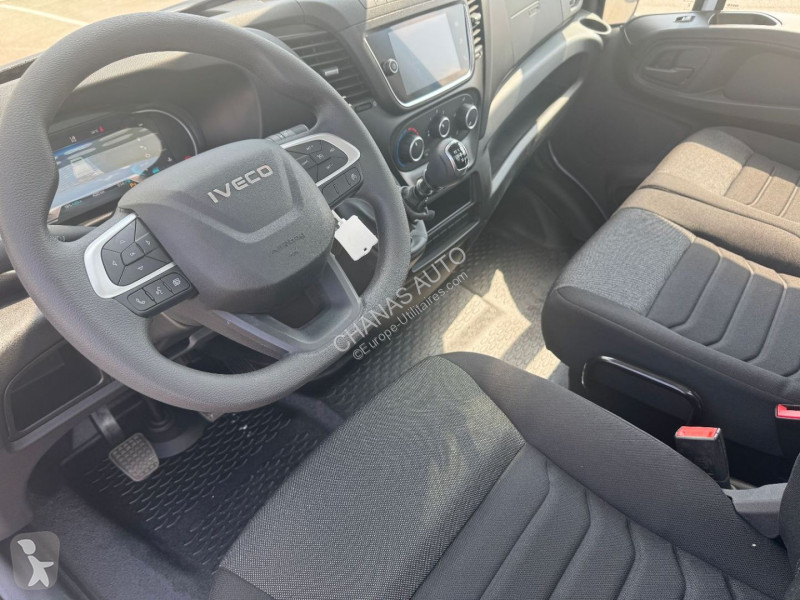 Iveco 35C18 180CV Transporter