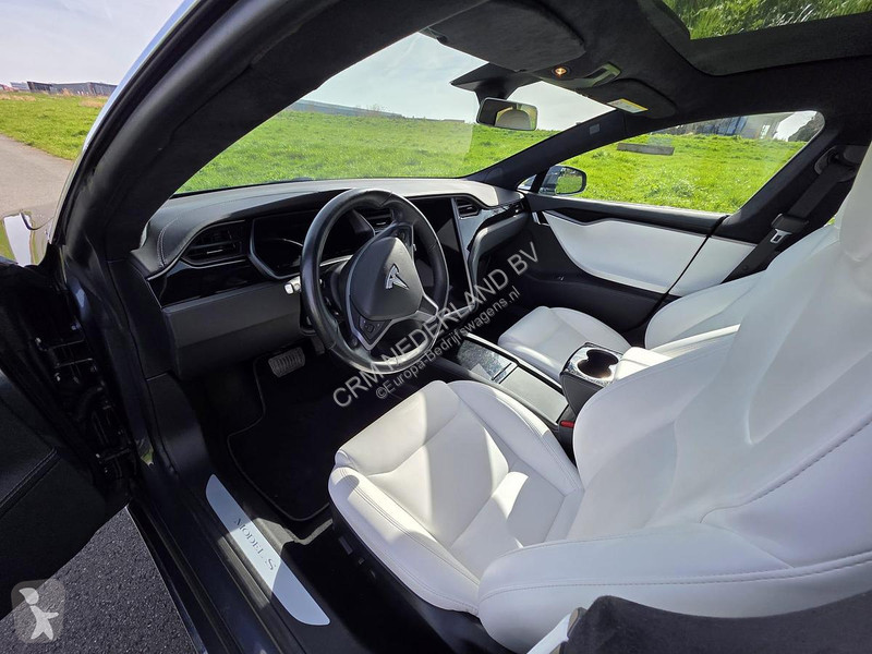 Samochód dostawczy Tesla - P100 - Long Range