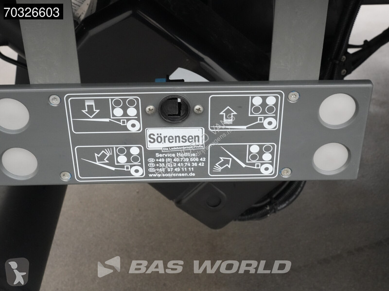 Bedrijfswagen Iveco 35C16 3.0L Laadklep...