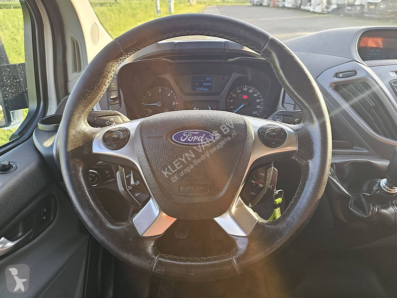 عربة نفعية Ford