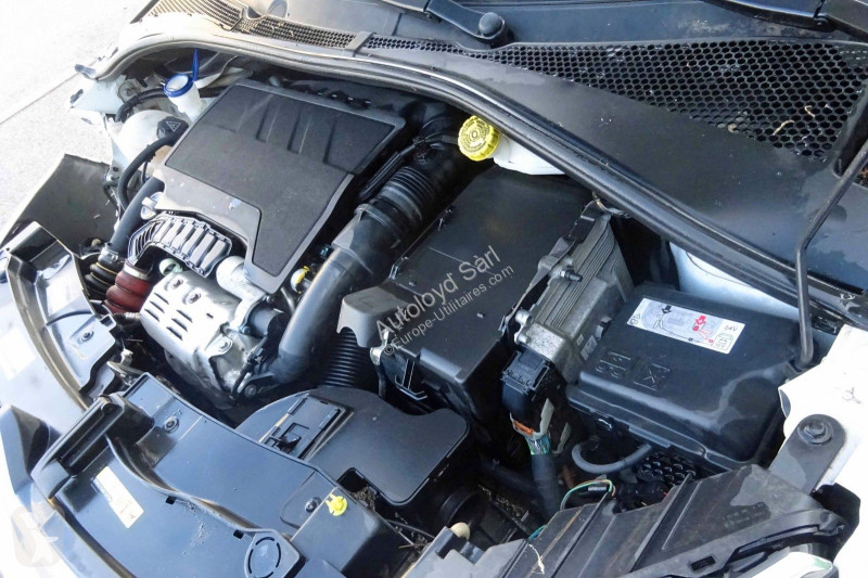 عربة نفعية Citroën C3 1,2 THP PURETECH 110