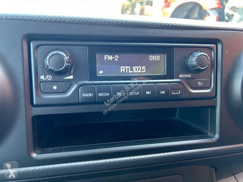 Veicolo commerciale Mercedes 112 cdi furgone Long