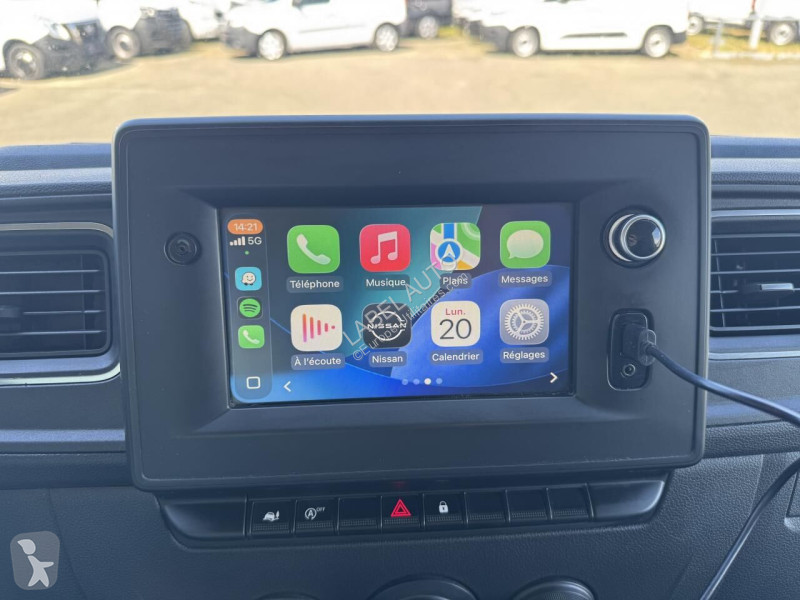 Véhicule utilitaire Nissan