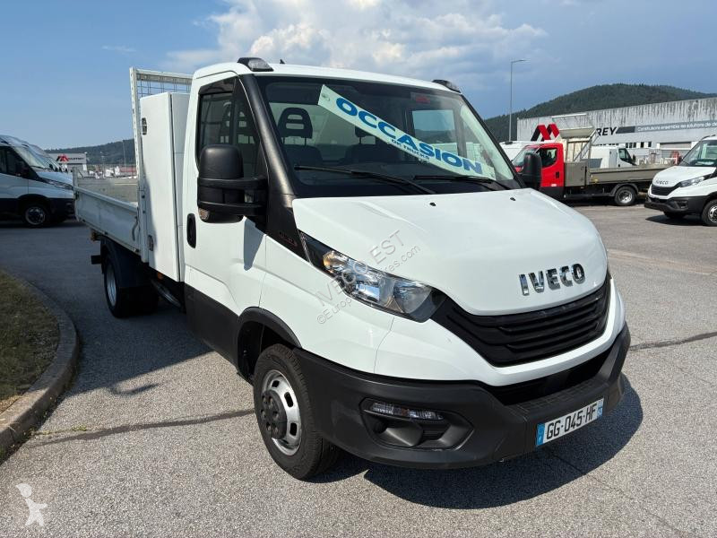 Véhicule utilitaire Iveco CCb 35C16H3.0 L -...