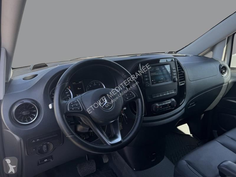 Véhicule utilitaire Mercedes 119 CDI 4x4...