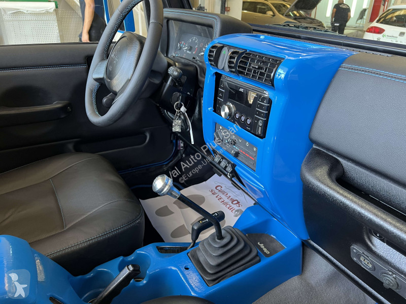 Samochód dostawczy Jeep