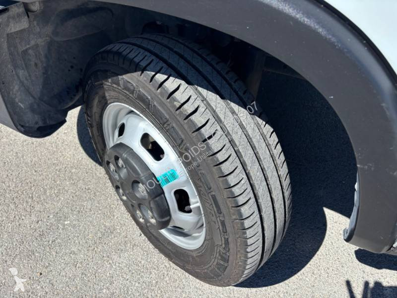 Furgoneta Iveco