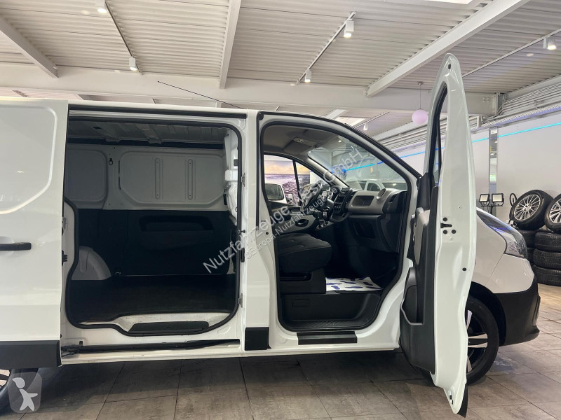 عربة نفعية Renault Kasten L1-H1...