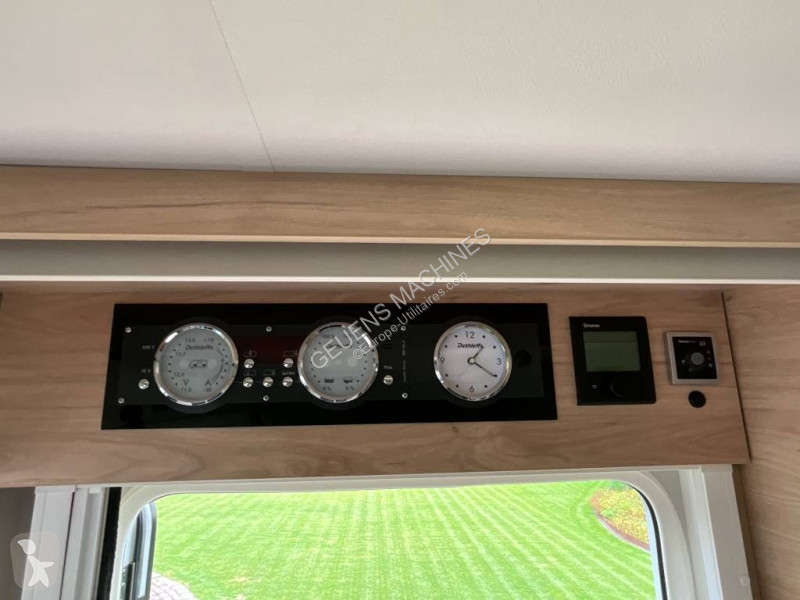 عربة نفعية Dethleffs globebus L004